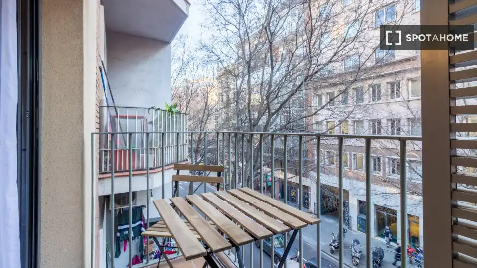 Appartamento con terrazza in affitto a Eixample, imagen 13