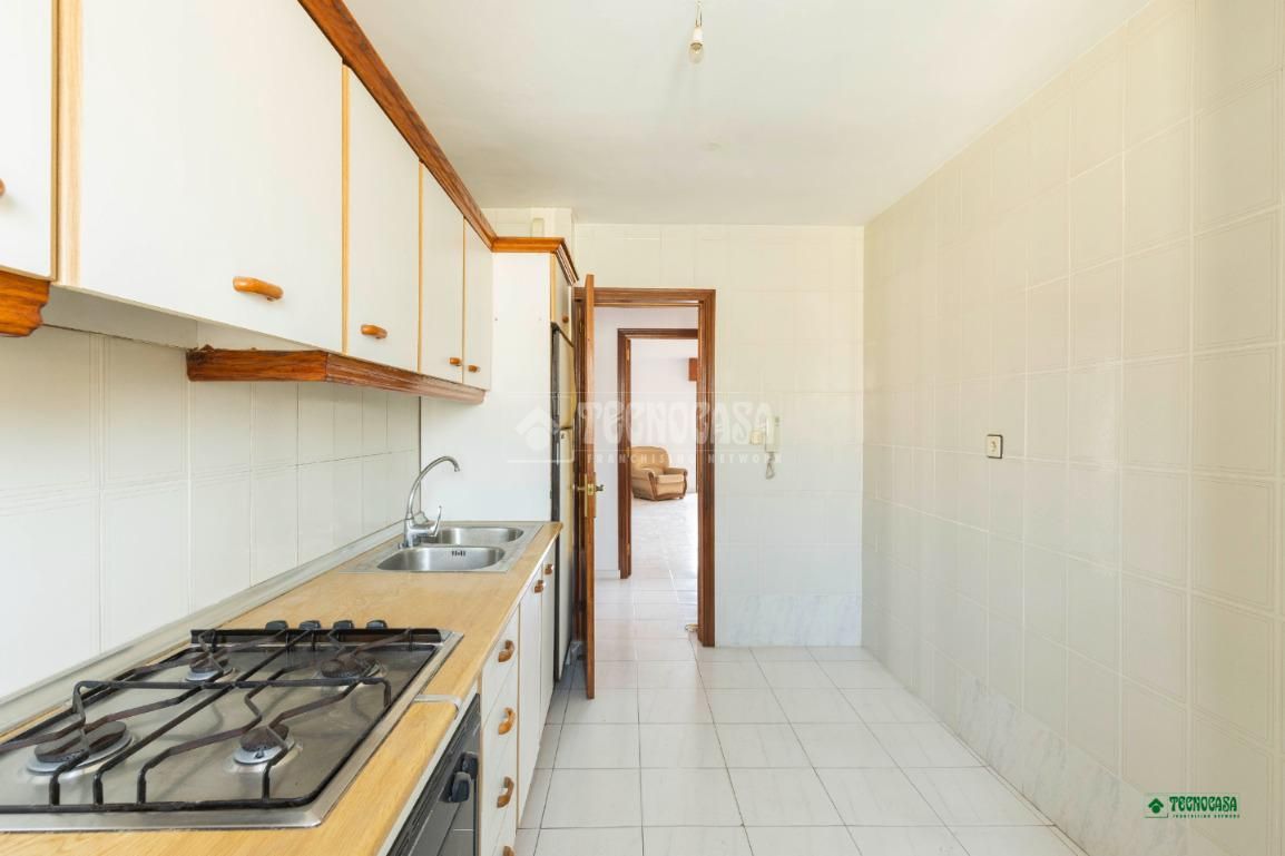 Cuina de Pis en venda en  Almería Capital amb Aire condicionat i Balcó