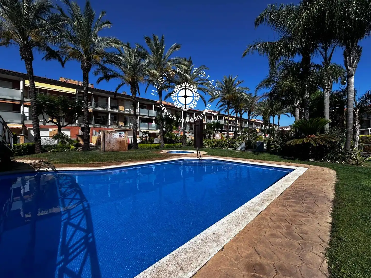Piscina de Pis en venda en Cambrils amb Aire condicionat, Terrassa i Piscina