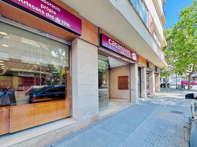 Local comercial en Alquiler en Carrer PRAT DE LA RIBA,DE en Vallparadís - Antic Poble de Sant Pere