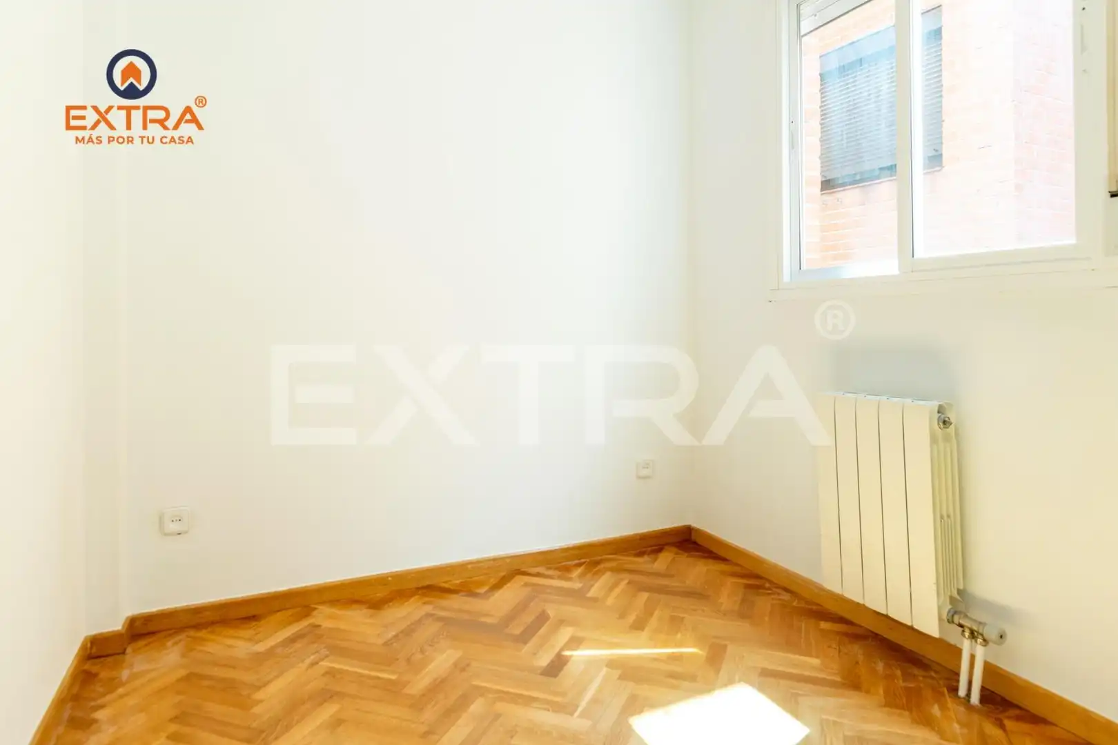 Bedroom of Flat for rent in Madrid  with Heating