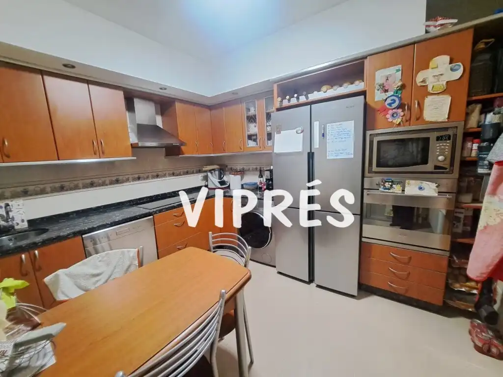 Cocina de Piso en venta en Sierra de Fuentes