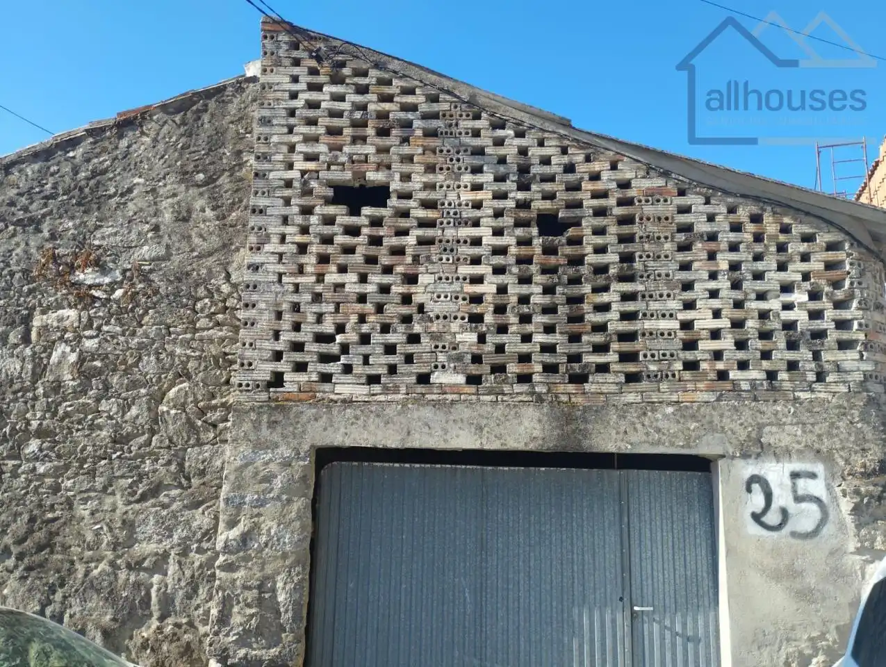 Country house with garden for sale in A Guarda