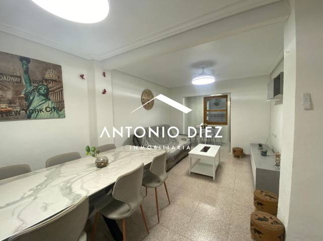 Casa-chalet en Alquiler en Prosperidad