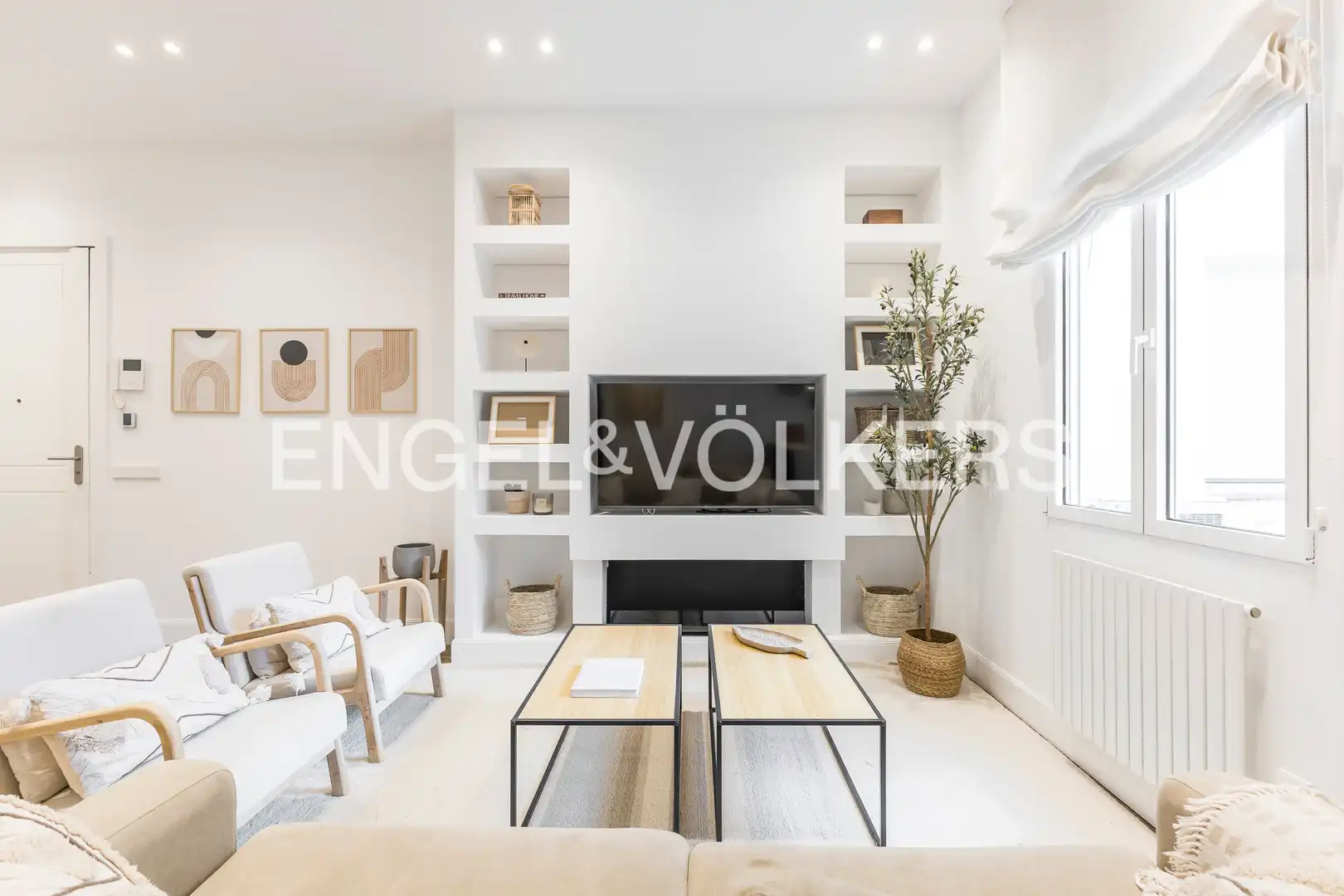 Wohnzimmer von Wohnung zum Verkauf in Madrid mit Klimaanlage, Heizung und Terrasse