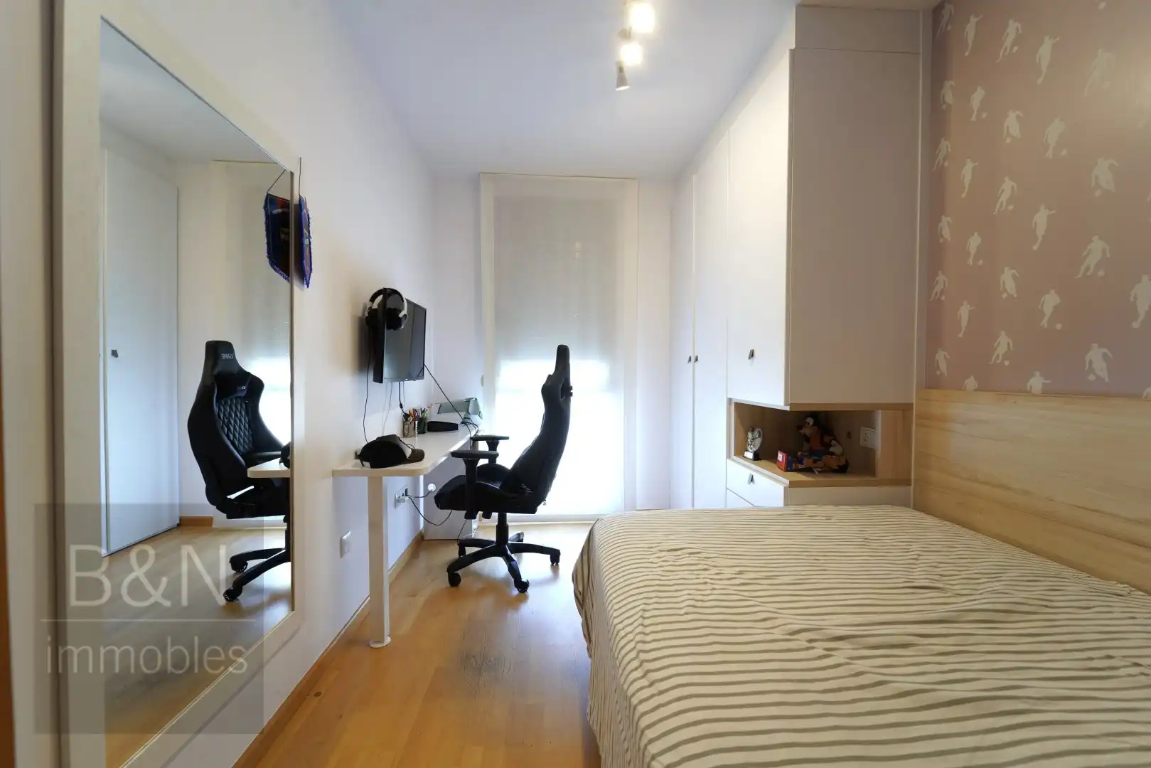 Habitación de Piso en venta en Terrassa con Aire acondicionado, Calefacción y Piscina