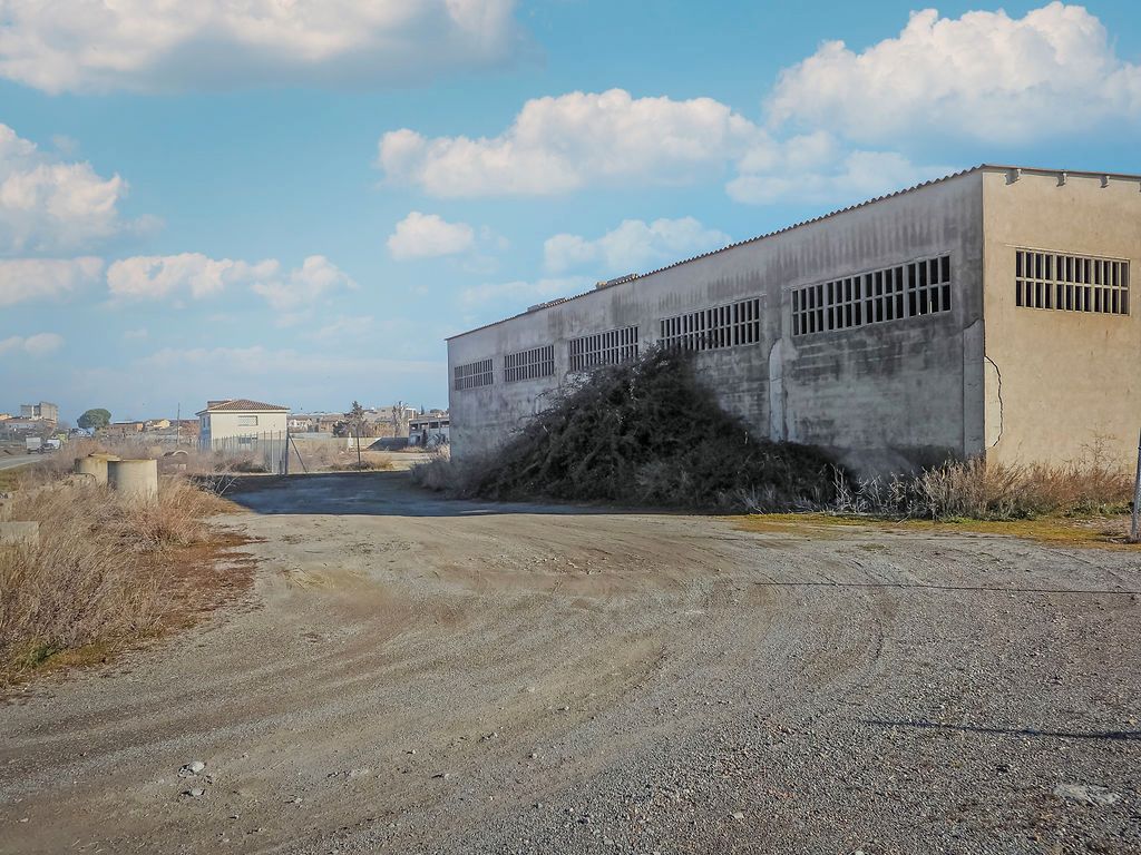 Exterior view of Industrial buildings for sale in Monzón