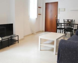Sala d'estar de Pis de lloguer en  Sevilla Capital amb Aire condicionat, Moblat i Rentadora
