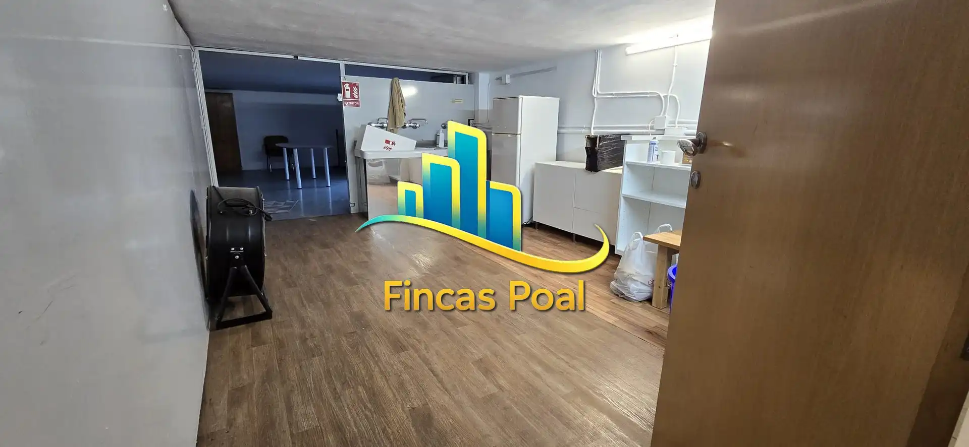 Nave industrial en venta en Rubí