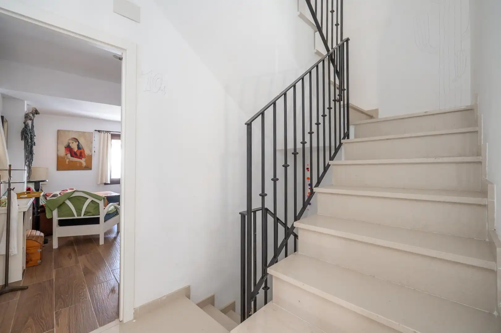 Houses for sale in Granada  with Air Conditioner, Terrace and Furnished