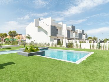Bungalow avec piscine à vendre à Los Balcones - Los Altos