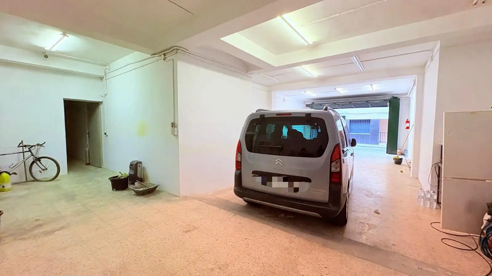 Business premises for sale in Poble