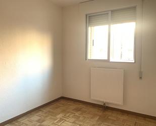 Bedroom of Flat to rent in  Madrid Capital  with Heating, Parquet flooring and Terrace