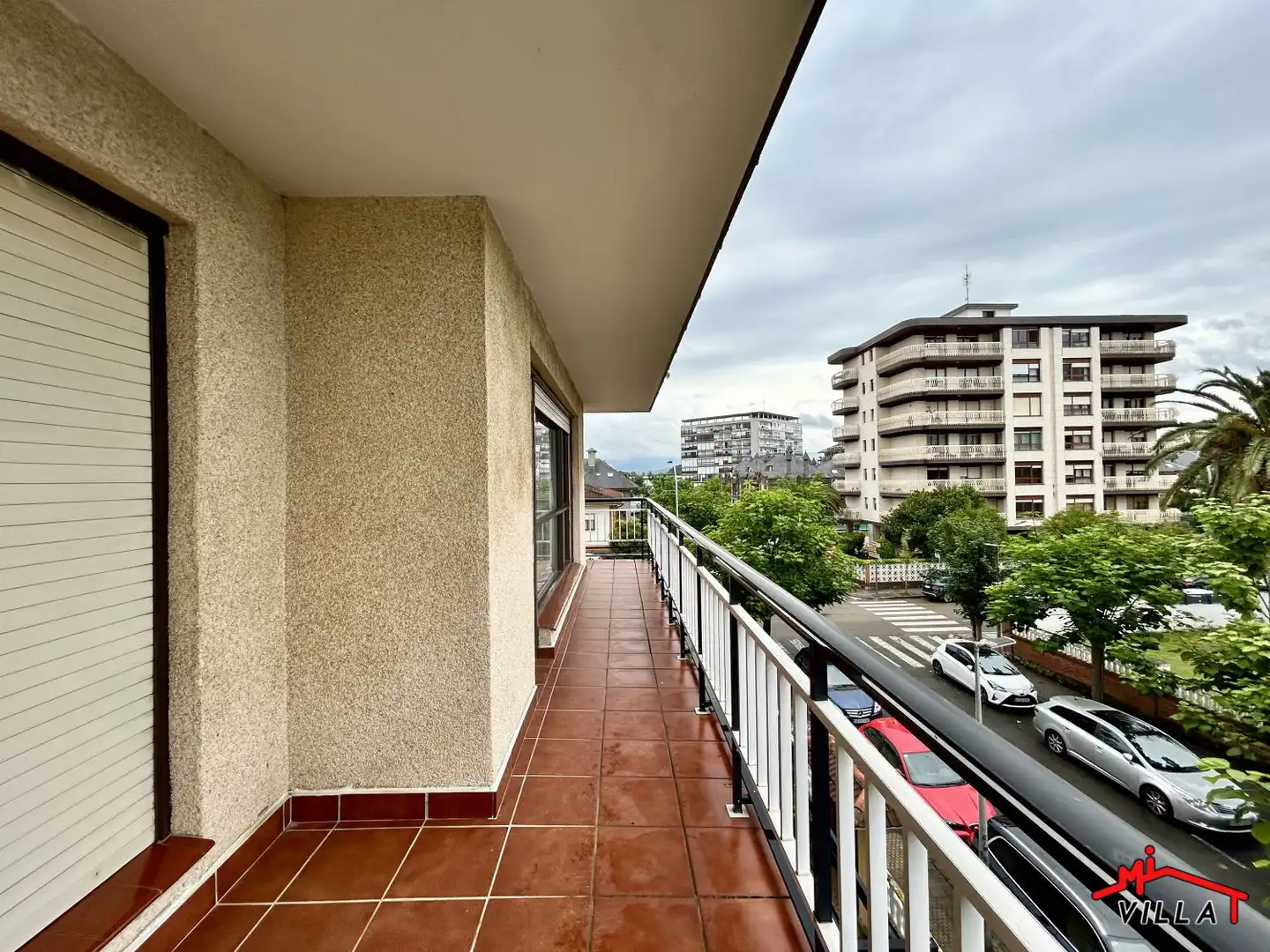 Terraza de Piso en venta en Laredo con Terraza y Amueblado