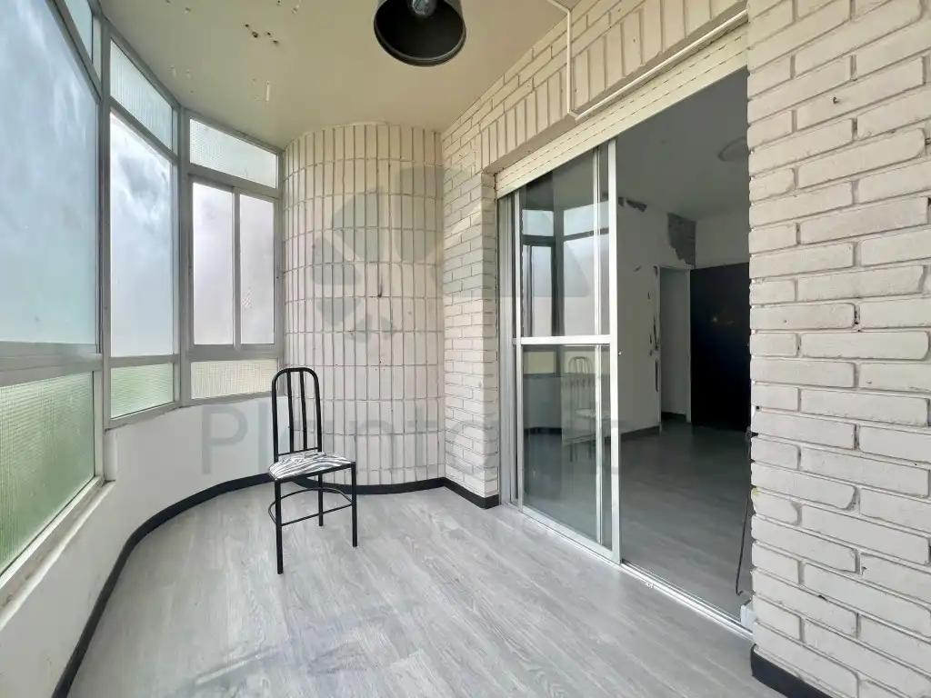 Piso en venta en Avenida Burgos, Portillejo - Valdegastea