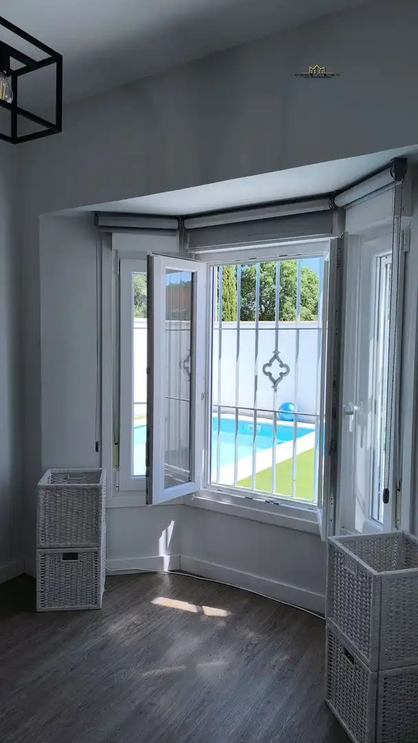 Piscina de Casa o chalet en venta en Jerez de la Frontera con Aire acondicionado, Terraza y Trastero