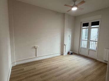 Appartamento con balcone in vendita a Ategorrieta Hiribidea 39