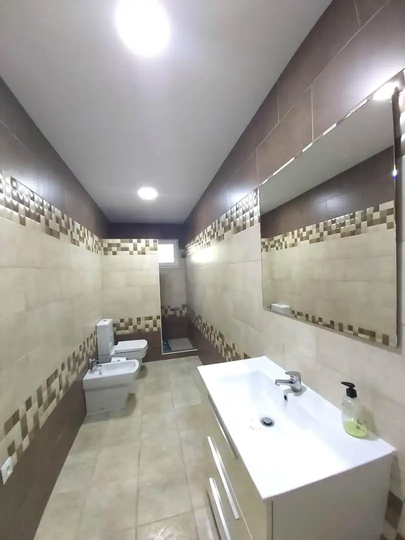 Baño de Casa o chalet en venta en Utrera con Aire acondicionado, Jardín privado y Trastero