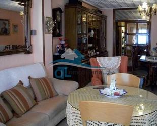 Living room of Flat for sale in Linares  with Balcony
