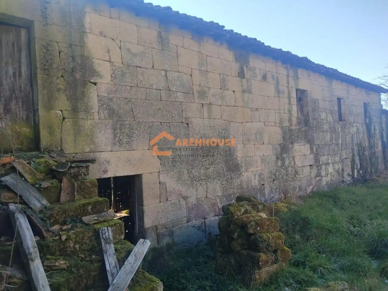 Casa amb terrassa en venda a Sarreaus, imagen 4