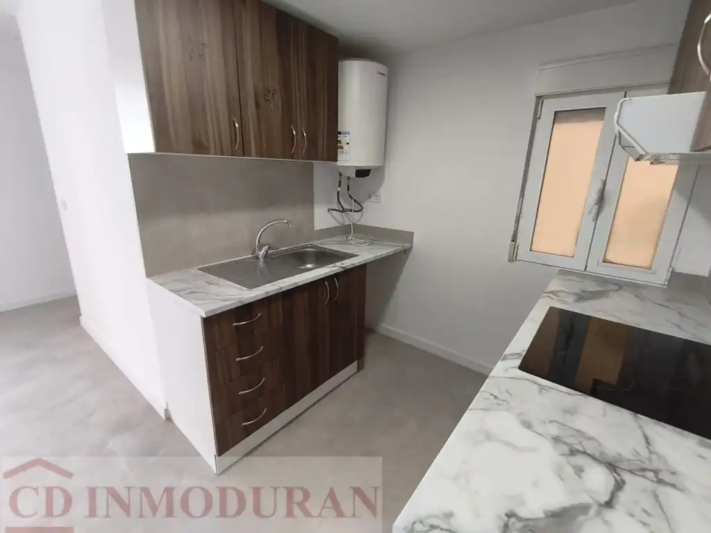 Küche von Wohnung zum Verkauf in Alicante / Alacant