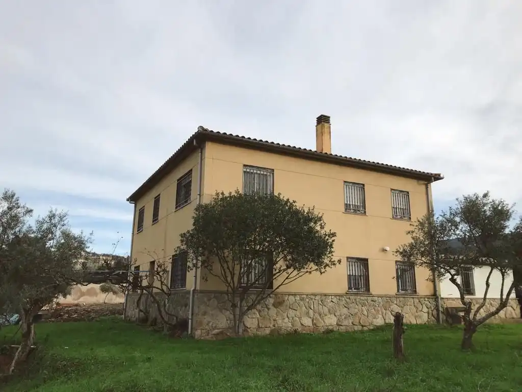 Houses for sale in Calle Mártires, Zona Sur - Av. de España - San Miguel