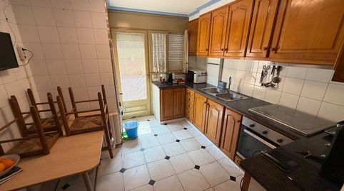 Foto 5 de Casa adosada en venda a Carrer Rocacorba, Olot, Girona