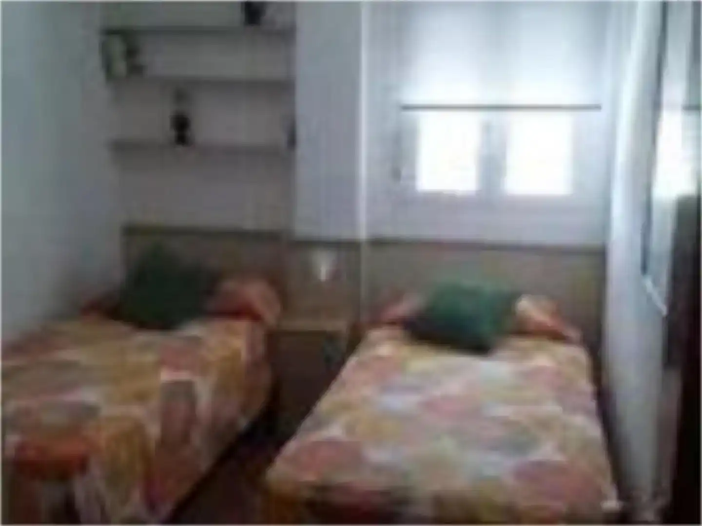 Schlafzimmer von Wohnung zur Miete in  Valencia Capital mit Klimaanlage, Schwimmbad und Balkon