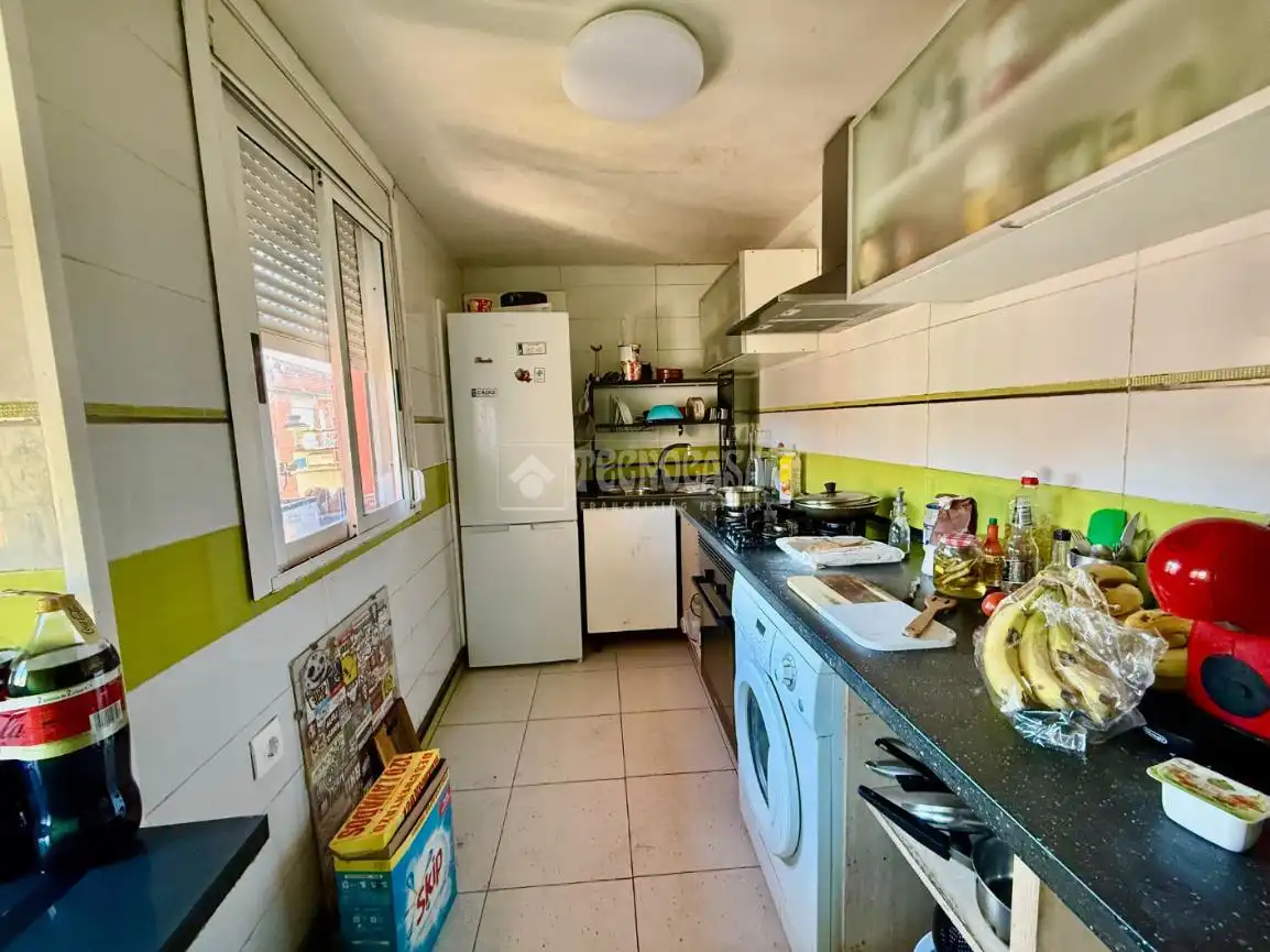 Cocina de Piso en venta en Zaragoza con Calefacción y Parquet