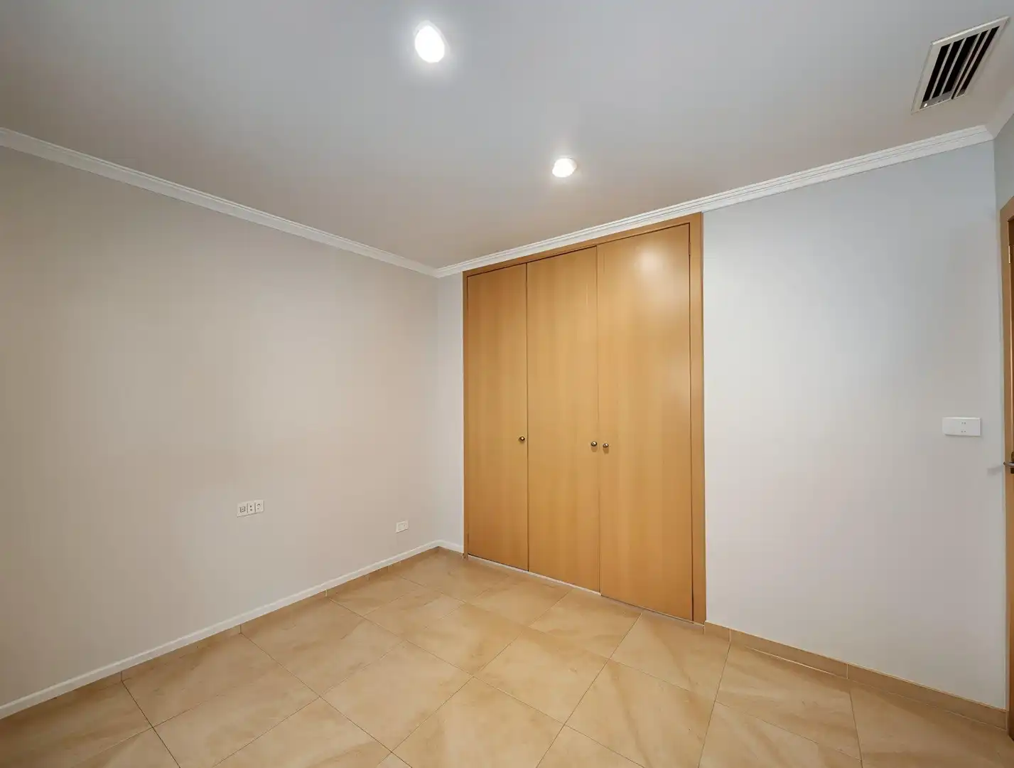 Dachboden zum Verkauf in Benigànim mit Klimaanlage, Heizung und Terrasse