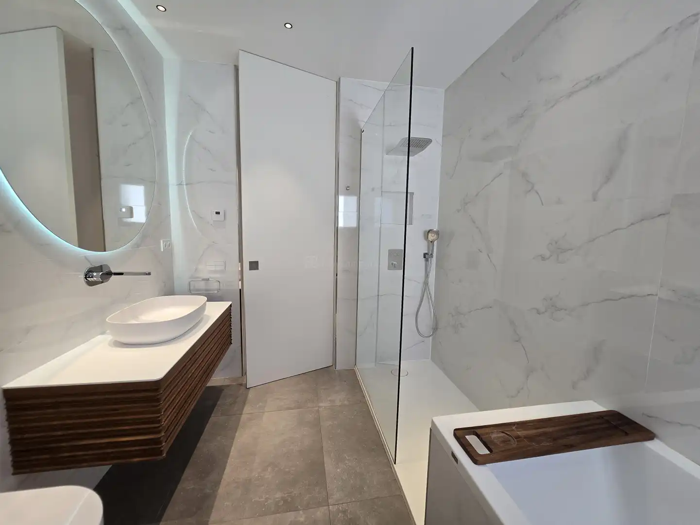 Baño de Piso en venta en  Logroño con Aire acondicionado, Calefacción y Terraza