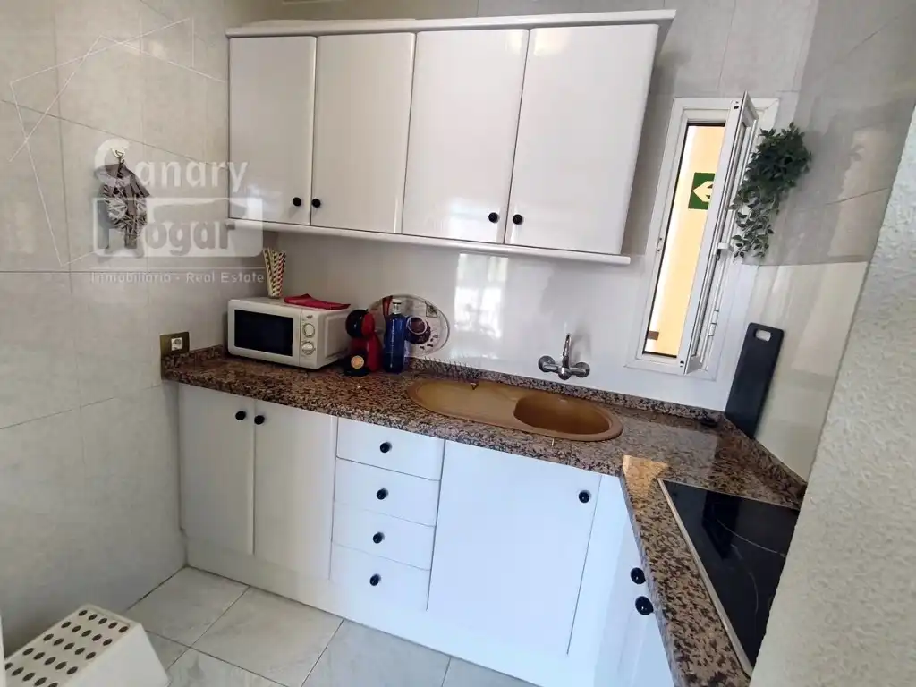Mini appartamento con piscina in vendita a Avenida del Arquitecto Gómez Cuesta, imagen 13