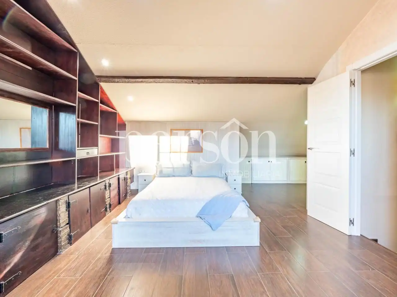 Dormitori de Casa o xalet en venda en Paterna amb Aire condicionat, Terrassa i Moblat
