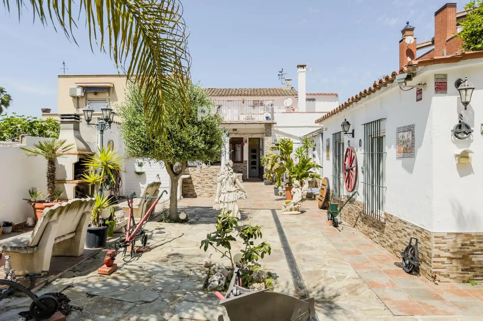 Garden of Houses for sale in Sant Joan Despí  with Air Conditioner, Heating and Private garden
