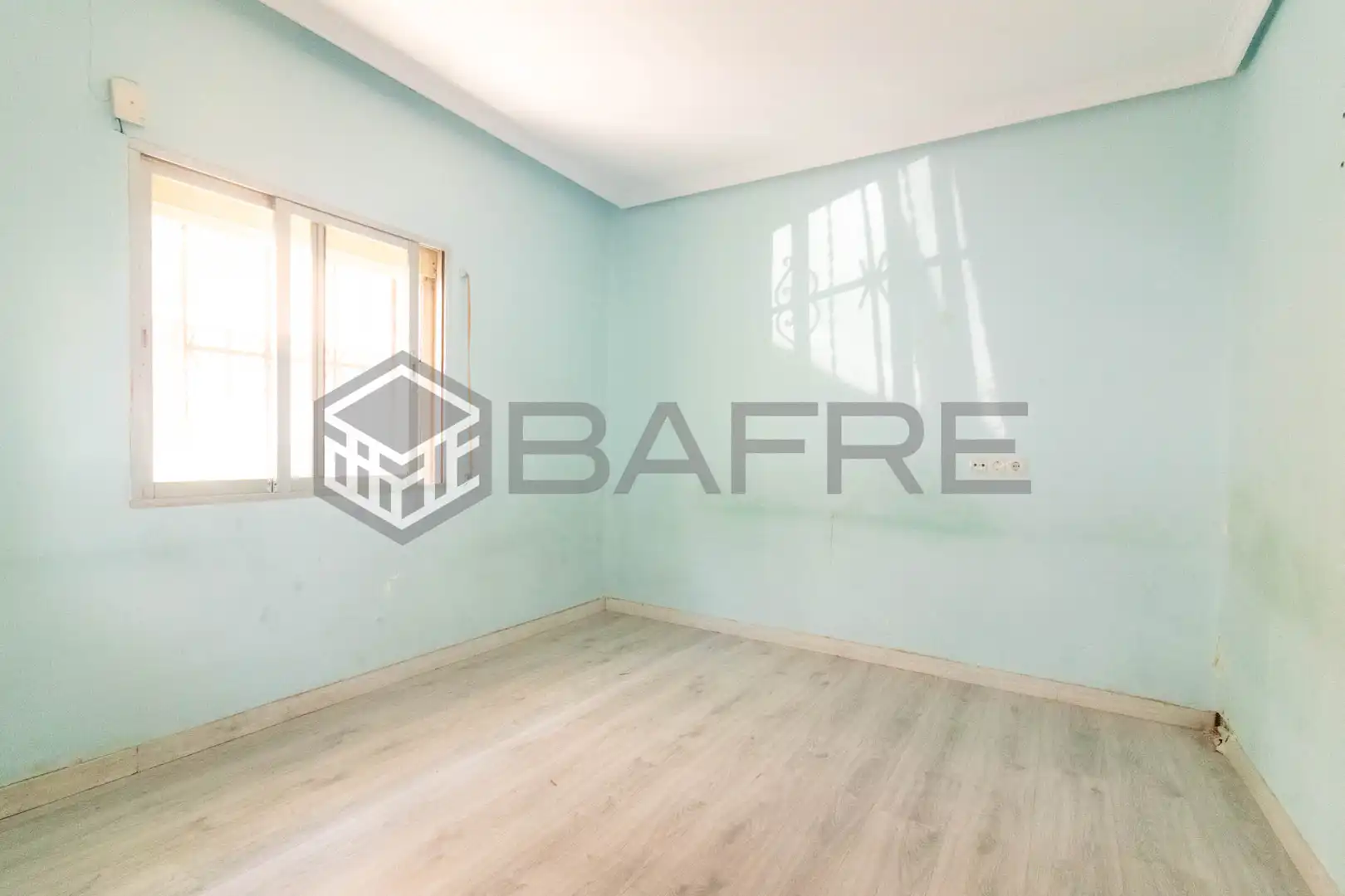 Bedroom of Flat for sale in Madrid