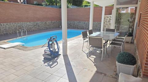 Foto 4 de Casa adosada en venda a Hispanoamérica - Comunidades, Madrid