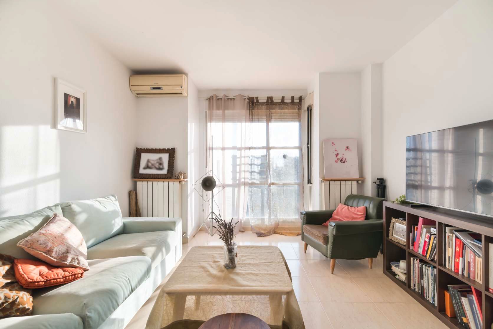 Living room of Flat for sale in Arganda del Rey  with Air Conditioner, Heating and Terrace