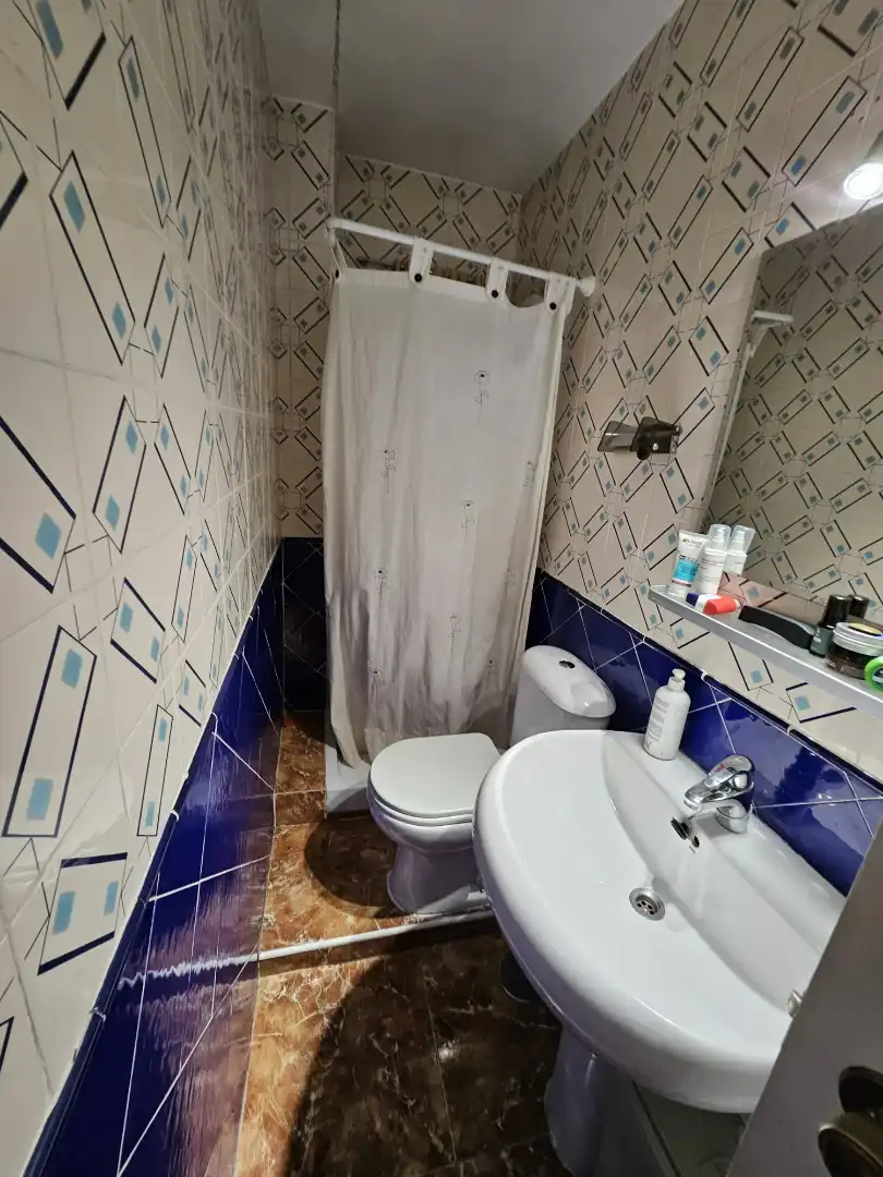Baño de Piso en venta en Alcalá de Henares con Calefacción, Parquet y Terraza