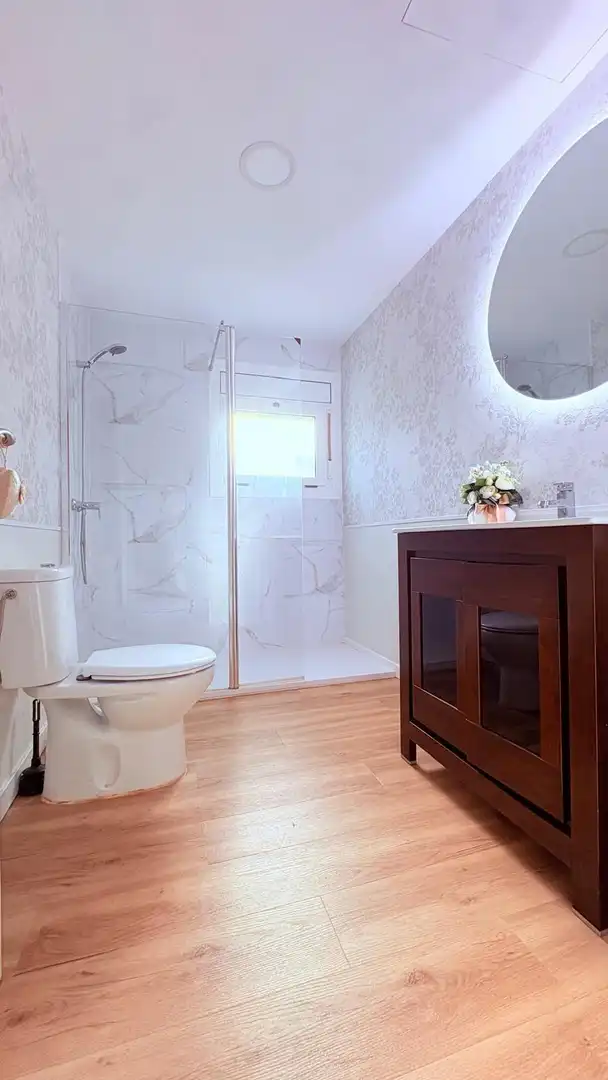 Baño de Casa o chalet en venta en Castellar del Vallès con Aire acondicionado, Jardín privado y Terraza