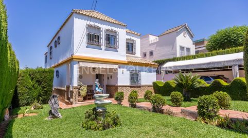 Exclusivo chalet independiente en Los Cerros de Montequinto  confort, privacidad y excelente ubicación, image 2