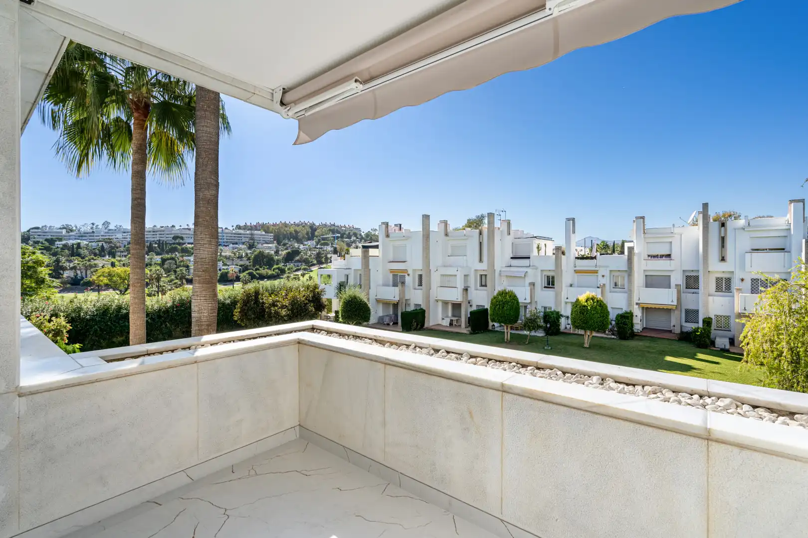 Terraza de Apartamento en venta en Marbella con Aire acondicionado, Terraza y Trastero