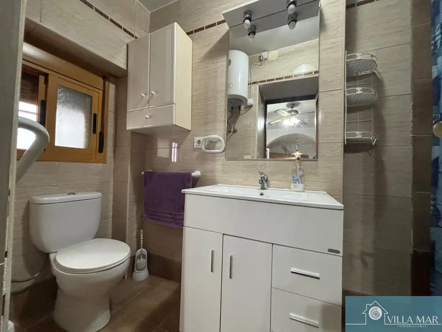 Bathroom of Flat for sale in Rota