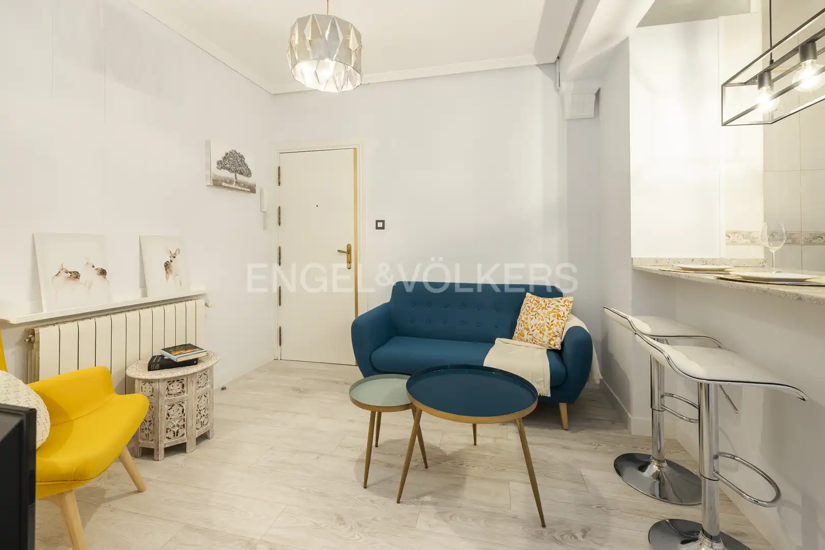 Sala de estar de Piso de alquiler en Madrid con Aire acondicionado, Calefacción y Amueblado