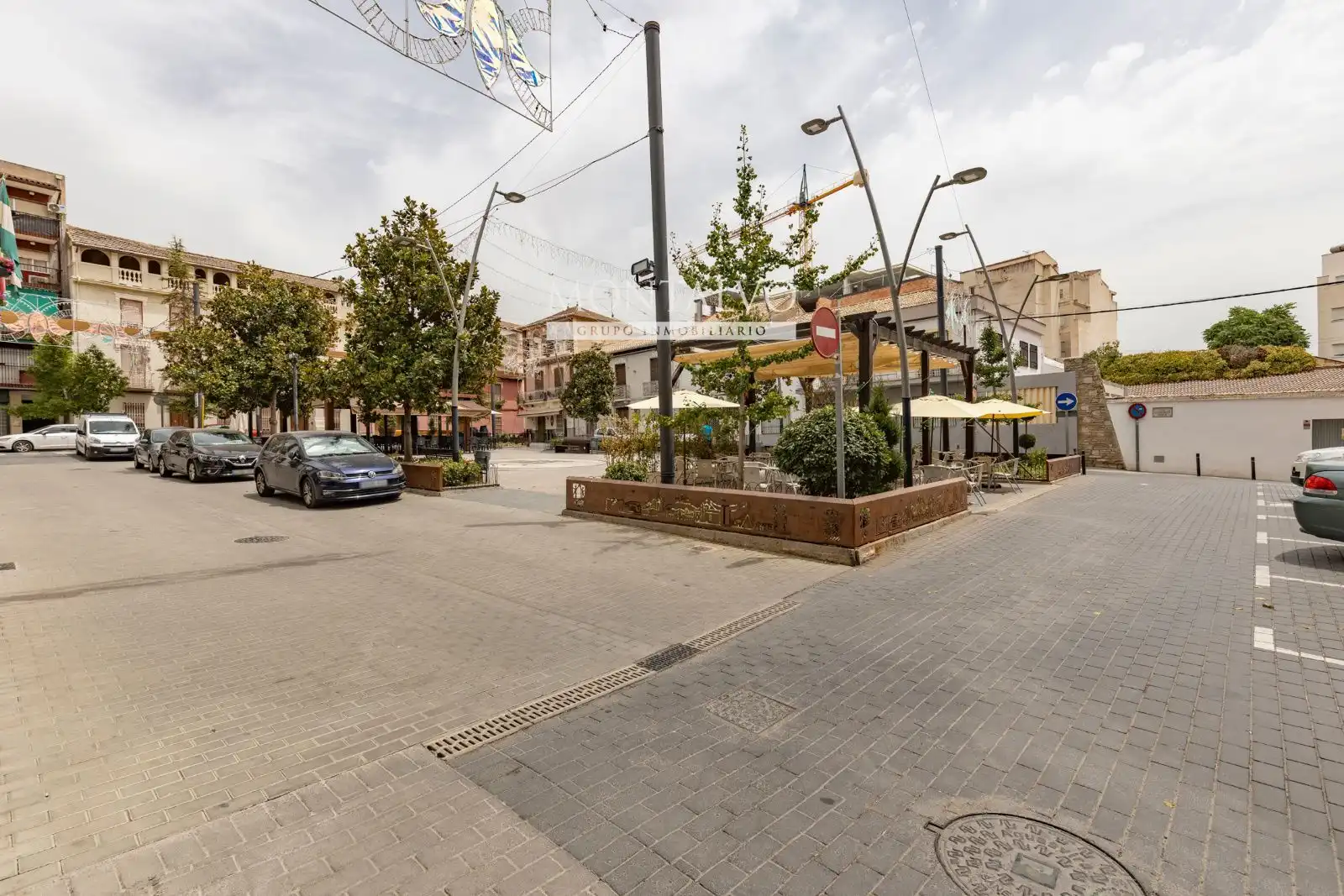 Außenansicht von Wohnung zum Verkauf in Atarfe mit Klimaanlage, Terrasse und Abstellraum