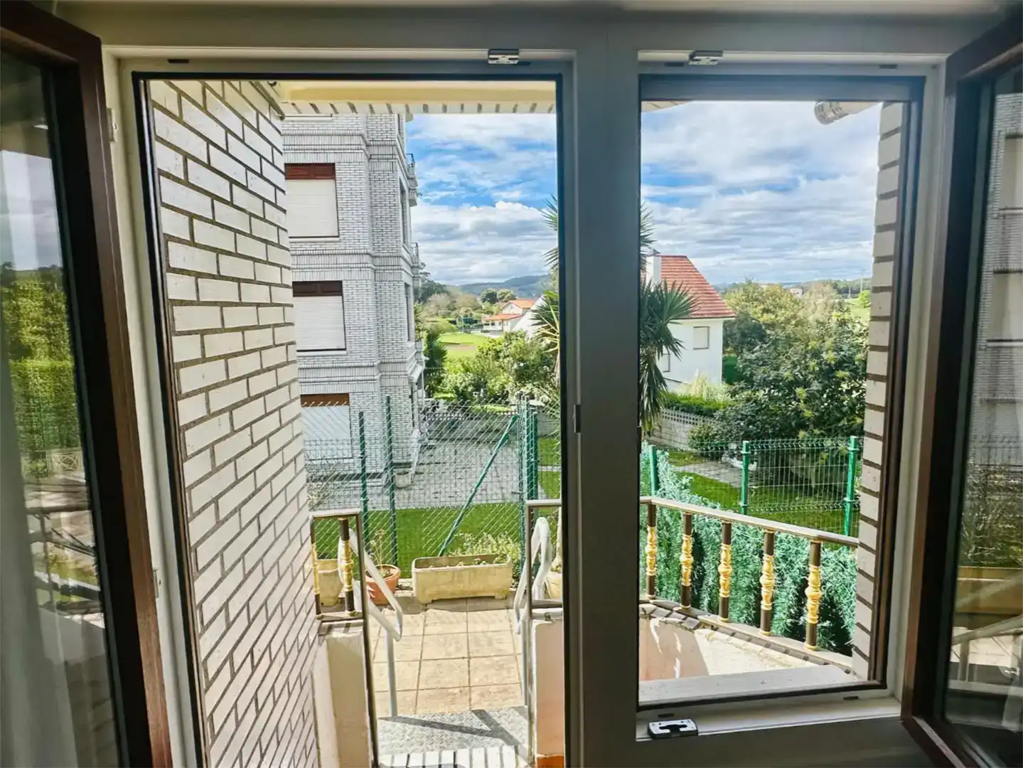 Terraza de Piso en venta en Noja con Balcón