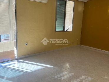 Pis amb ascensor en venda a Este - Alcosa- Torreblanca
