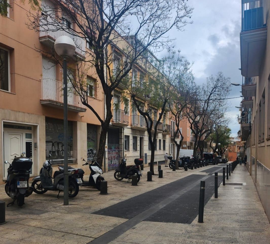 Vista exterior de Pis en venda en  Barcelona Capital amb Alarma