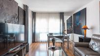 Sala d'estar de Apartament en venda en Sant Just Desvern amb Aire condicionat i Balcó