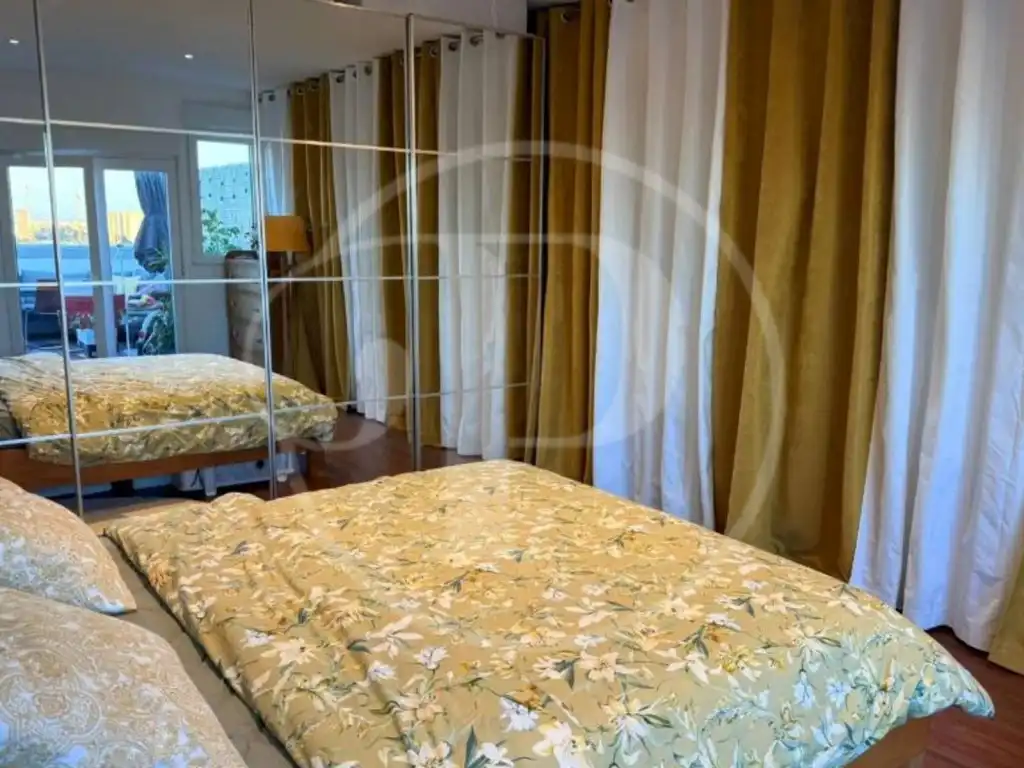 Habitación de Ático en venta en Xirivella con Aire acondicionado, Jardín privado y Terraza