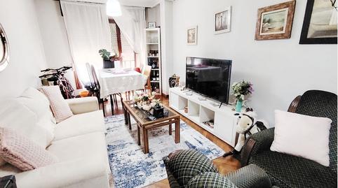 Foto 4 de Pis en venda a Calle Fermín Canella, Laviada, Asturias